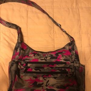 Lug medium bag